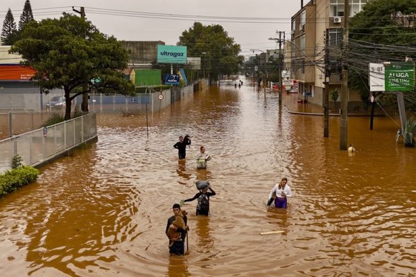 Al menos 57 personas muertas por inundaciones en el sur de Brasil